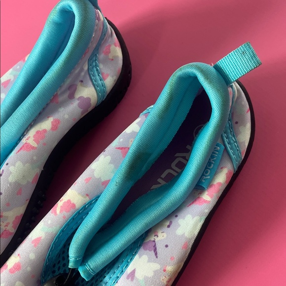 Colorful Water Shoes - Picture 3 of 4